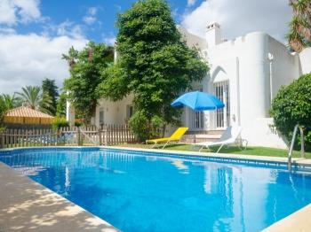 Villa Sabine - Apartamento en Estepona